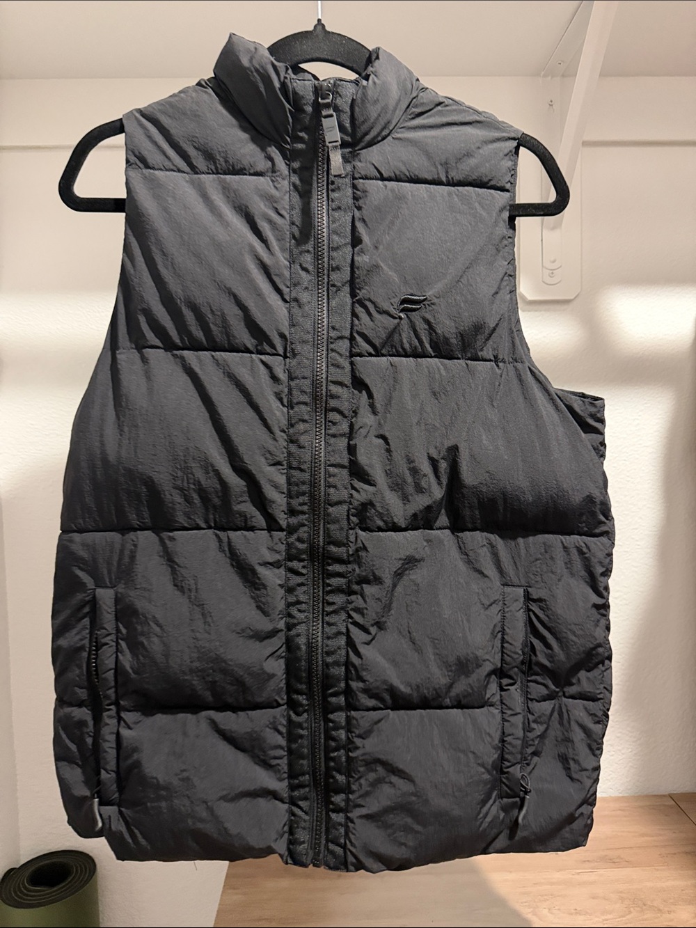 Fabletics Black Puffer Vest - Lightweight Insulated Vest
